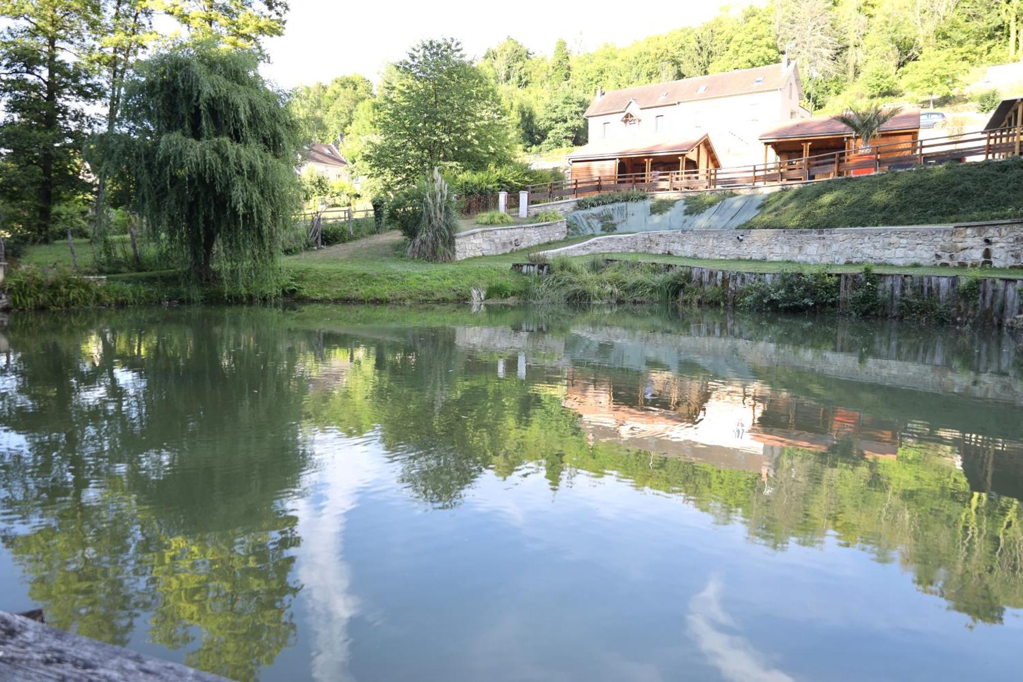 Les Chalets Du Marais Saint-Pierre-Aigle Buitenkant foto